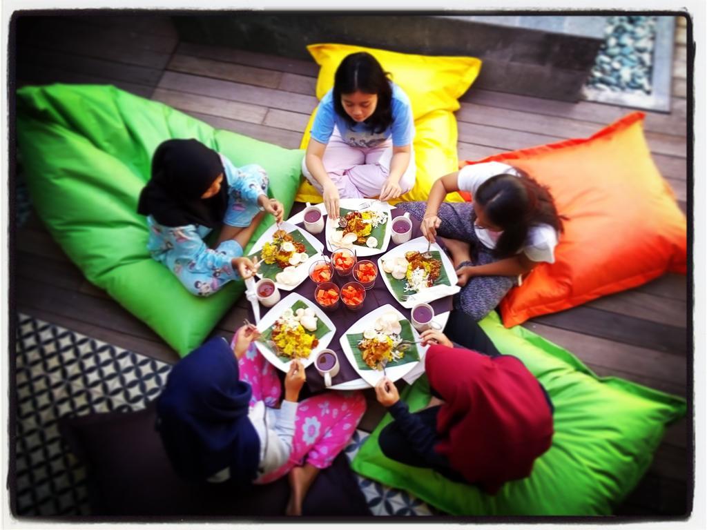 شقة The Patio Yogya يوغياكارتا المظهر الخارجي الصورة